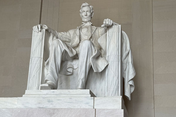 Lincoln Statue Lincoln Statue