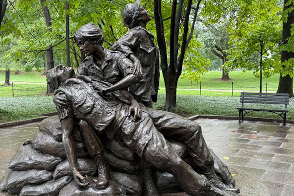 Vietnam Womens Memorial Vietnam Womens Memorial